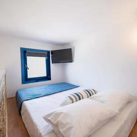 Pezoula Traditional House With Sunrise View *