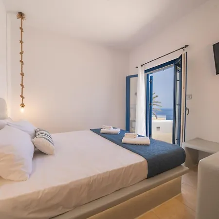 Pezoula Traditional House With Sunrise View