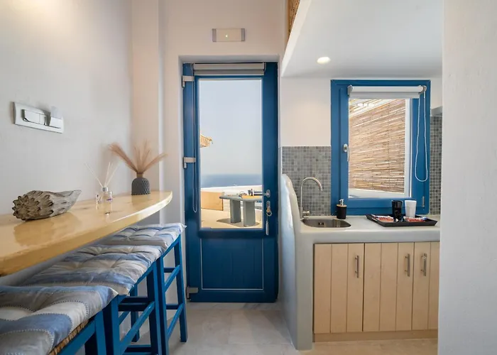 Gasthof Pezoula Traditional House With Sunrise View