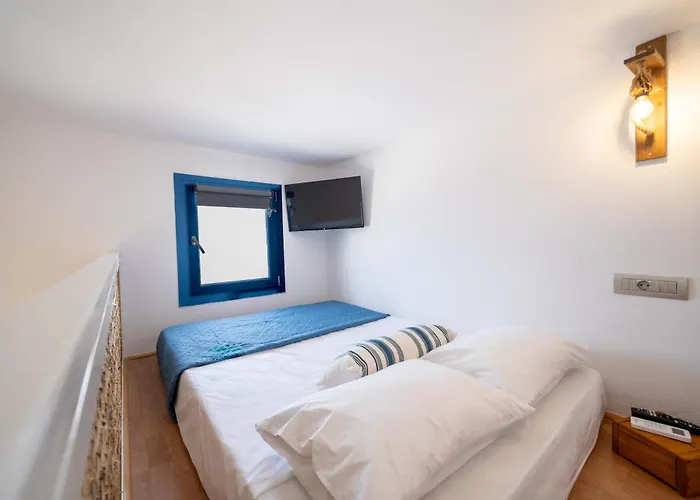 Pezoula Traditional House With Sunrise View *