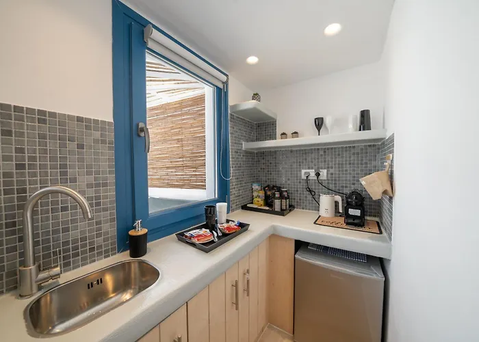 Pezoula Traditional House With Sunrise View *